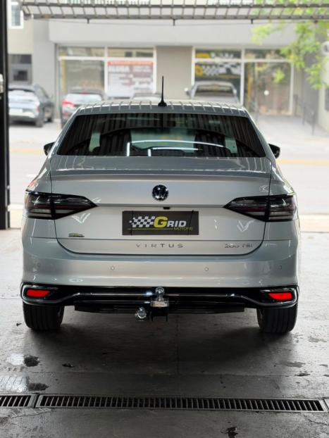 VOLKSWAGEN Virtus 1.0 4P 200 TSI FLEX HIGHLINE AUTOMÁTICO, Foto 8