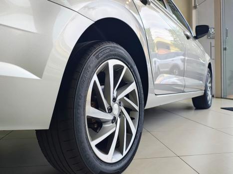 VOLKSWAGEN Virtus 1.0 4P 200 TSI FLEX HIGHLINE AUTOMÁTICO, Foto 18