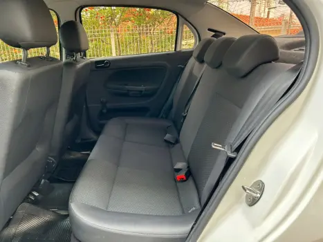 VOLKSWAGEN Voyage 1.6 4P FLEX, Foto 13