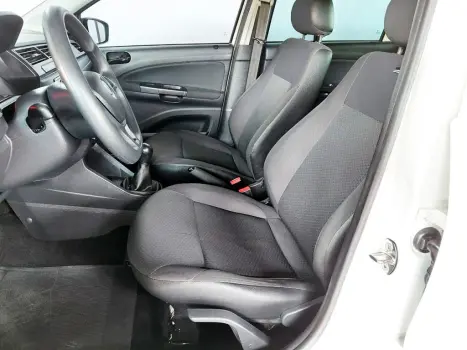 VOLKSWAGEN Voyage 1.0 4P FLEX, Foto 3