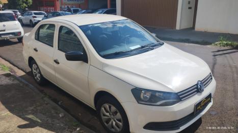 VOLKSWAGEN Voyage 1.6 4P COMFORTLINE FLEX, Foto 1