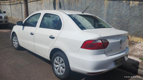 VOLKSWAGEN Voyage 1.6 4P COMFORTLINE FLEX, Foto 2