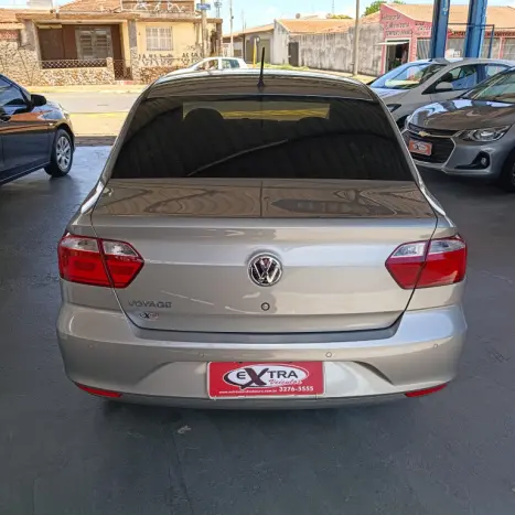 VOLKSWAGEN Voyage 1.0 4P FLEX, Foto 5