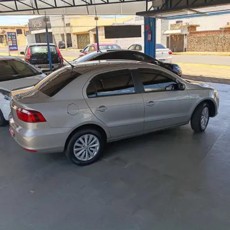 VOLKSWAGEN Voyage 1.0 4P FLEX, Foto 6