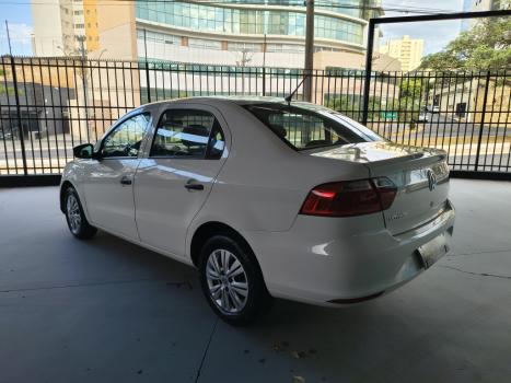 VOLKSWAGEN Voyage 1.0 4P FLEX, Foto 2