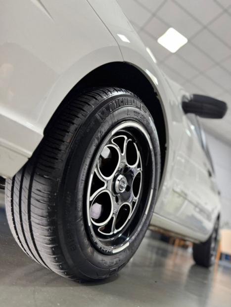 VOLKSWAGEN Voyage 1.6 4P FLEX MSI AUTOM�TICO, Foto 17