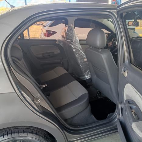 VOLKSWAGEN Voyage 1.6 4P FLEX, Foto 12