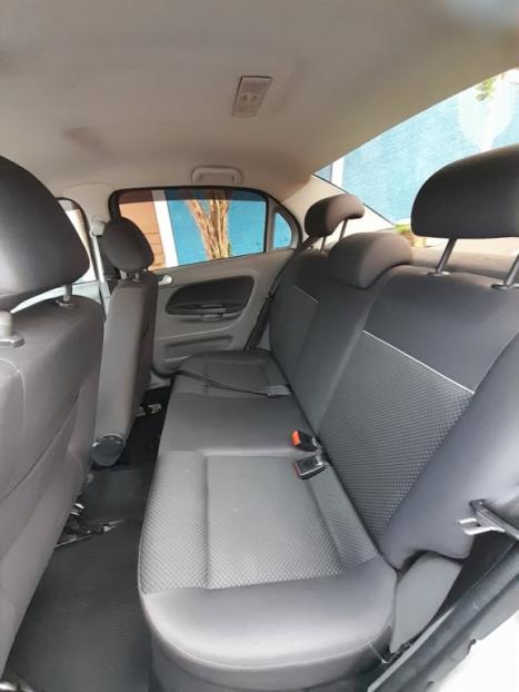 VOLKSWAGEN Voyage 1.6 4P COMFORTLINE FLEX, Foto 4