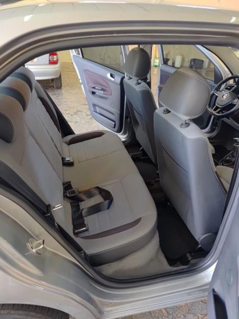 VOLKSWAGEN Voyage 1.6 4P FLEX HIGHLINE, Foto 8