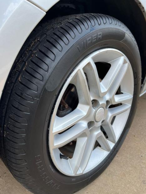 VOLKSWAGEN Voyage 1.6 4P EVIDENCE FLEX, Foto 6