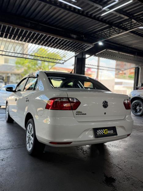VOLKSWAGEN Voyage 1.6 4P FLEX, Foto 10