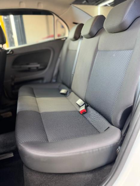 VOLKSWAGEN Voyage 1.6 4P FLEX, Foto 16