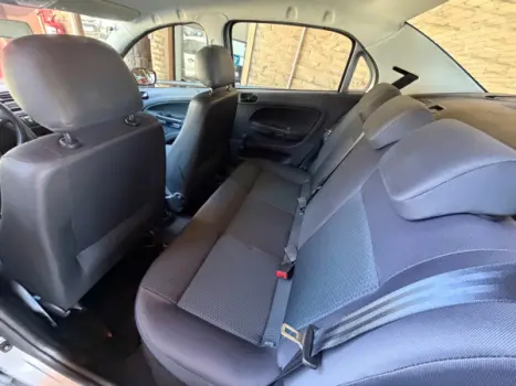 VOLKSWAGEN Voyage 1.0 4P FLEX, Foto 7