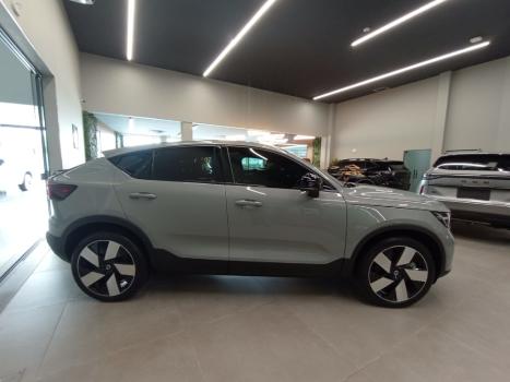 VOLVO C40 P8 4P TWIN ULTIMATE ELETRIC RECHARGE, Foto 4