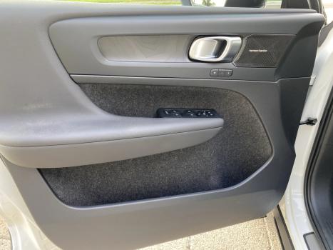 VOLVO C40 P8 4P TWIN ULTIMATE ELETRIC RECHARGE, Foto 14