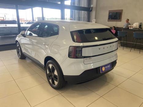 VOLVO EX30 51 KW 4P EL�TRICO CORE, Foto 4