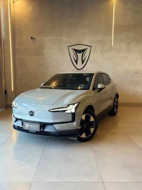 VOLVO EX30 51 KW 4P EL�TRICO CORE, Foto 1