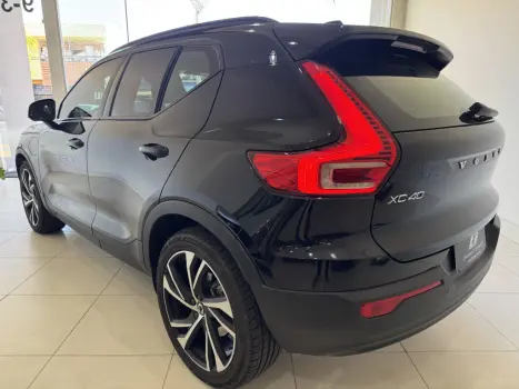 VOLVO XC40 1.5 16V 4P T5 RECHARGE HÍBRIDO R-DESIGN GEARTRONIC AUTOMÁTICO, Foto 11 VOLVO XC40 1.5 16V 4P T5 RECHARGE HÍBRIDO R-DESIGN GEARTRONIC AUTOMÁTICO, Foto 11