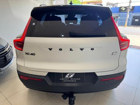 VOLVO XC40 1.5 16V 4P T5 RECHARGE HBRIDO R-DESIGN GEARTRONIC AUTOMTICO, Foto 13