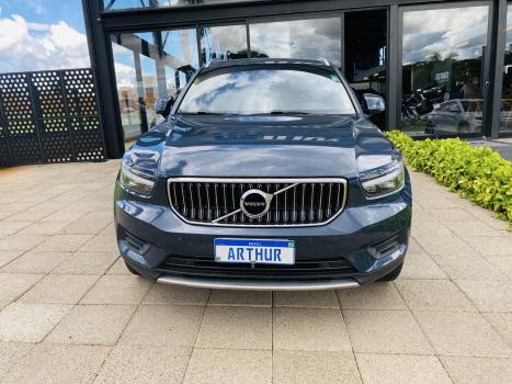 VOLVO XC40 1.5 16V 4P T5 RECHARGE H�BRIDO INSCRIPTION GEARTRONIC AUTOM�TICO, Foto 2