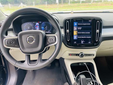 VOLVO XC40 1.5 16V 4P T5 RECHARGE H�BRIDO INSCRIPTION GEARTRONIC AUTOM�TICO, Foto 14