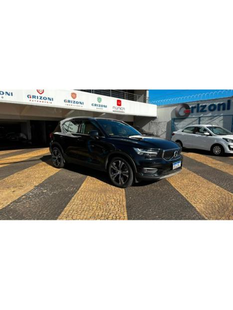 VOLVO XC40 1.5 16V 4P T5 RECHARGE H�BRIDO INSCRIPTION GEARTRONIC AUTOM�TICO, Foto 3