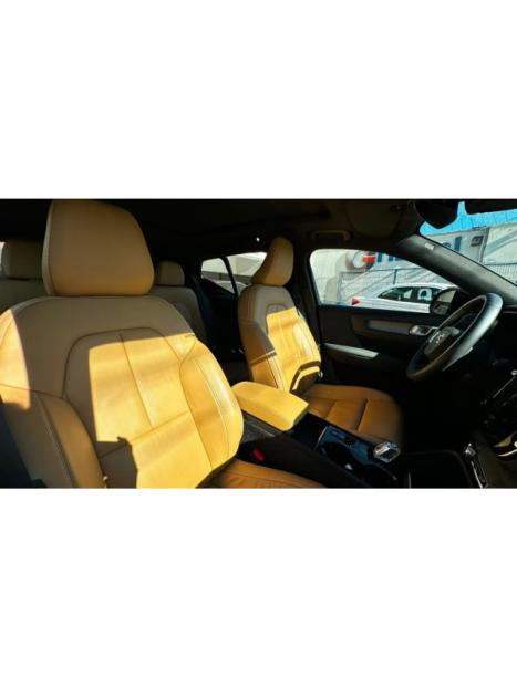 VOLVO XC40 1.5 16V 4P T5 RECHARGE H�BRIDO INSCRIPTION GEARTRONIC AUTOM�TICO, Foto 11