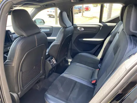 VOLVO XC40 2.0 16V 4P T5 TURBO R-DESIGN AWD GEARTRONIC AUTOMTICO, Foto 10