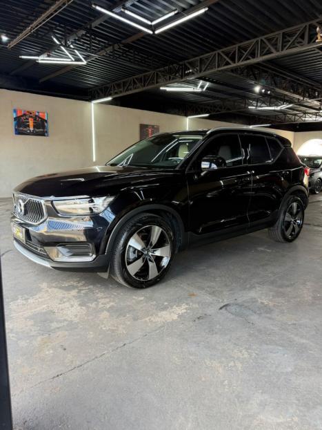 VOLVO XC40 2.0 16V 4P T5 TURBO MOMENTUM AWD GEARTRONIC AUTOM�TICO, Foto 4