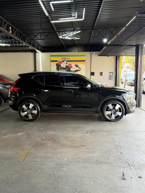 VOLVO XC40 2.0 16V 4P T5 TURBO MOMENTUM AWD GEARTRONIC AUTOM�TICO, Foto 8