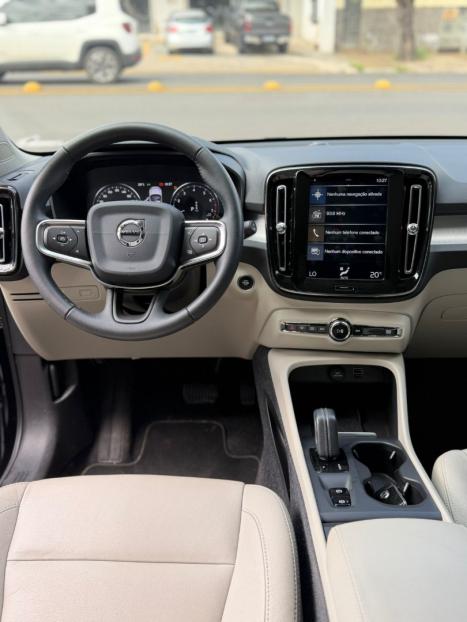 VOLVO XC40 2.0 16V 4P T5 TURBO MOMENTUM AWD GEARTRONIC AUTOM�TICO, Foto 15