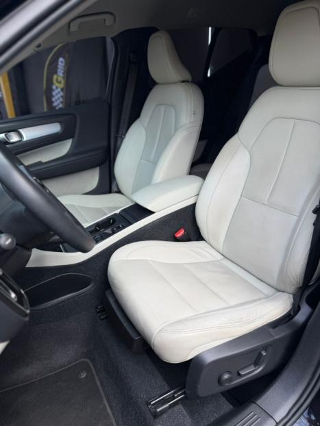 VOLVO XC40 2.0 16V 4P T5 TURBO MOMENTUM AWD GEARTRONIC AUTOM�TICO, Foto 16
