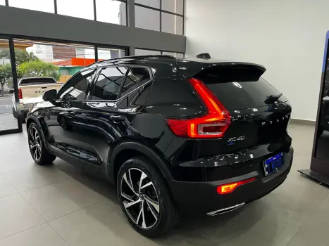 VOLVO XC40 2.0 16V 4P T5 TURBO R-DESIGN AWD GEARTRONIC AUTOM�TICO, Foto 8