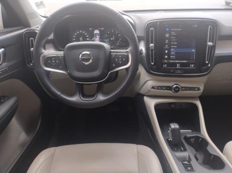 VOLVO XC40 2.0 16V 4P T5 TURBO MOMENTUM AWD GEARTRONIC AUTOM�TICO, Foto 7