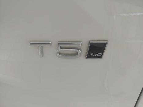 VOLVO XC40 2.0 16V 4P T5 TURBO MOMENTUM AWD GEARTRONIC AUTOM�TICO, Foto 9