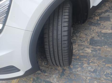 VOLVO XC40 2.0 16V 4P T5 TURBO MOMENTUM AWD GEARTRONIC AUTOM�TICO, Foto 13