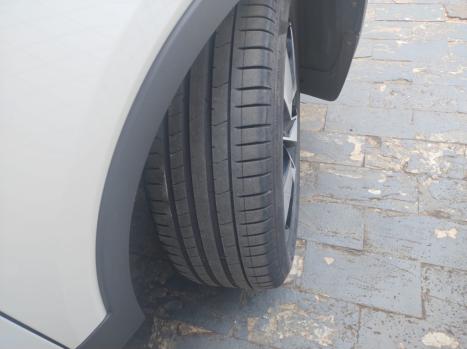 VOLVO XC40 2.0 16V 4P T5 TURBO MOMENTUM AWD GEARTRONIC AUTOM�TICO, Foto 14
