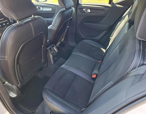 VOLVO XC40 2.0 16V 4P T5 TURBO R-DESIGN AWD GEARTRONIC AUTOM�TICO, Foto 12