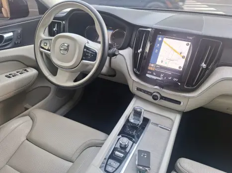 VOLVO XC60 2.0 16V 4P T8 HYBRID INSCRIPTION AWD GEARTRONIC AUTOMÁTICO, Foto 2 VOLVO XC60 2.0 16V 4P T8 HYBRID INSCRIPTION AWD GEARTRONIC AUTOMÁTICO, Foto 2