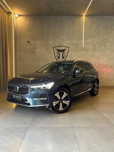 VOLVO XC60 2.0 16V 4P T8 RECHARGE HBRIDO PLUS AWD TURBO GEARTRONIC AUTOMTICO, Foto 1