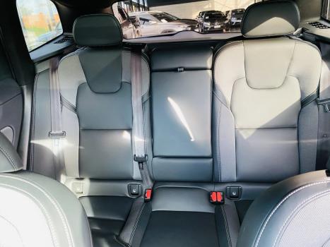 VOLVO XC60 2.0 16V 4P T8 RECHARGE H�BRIDO ULTIMATE DARK AWD TURBO GEARTRONIC AUTOM�TICO, Foto 10