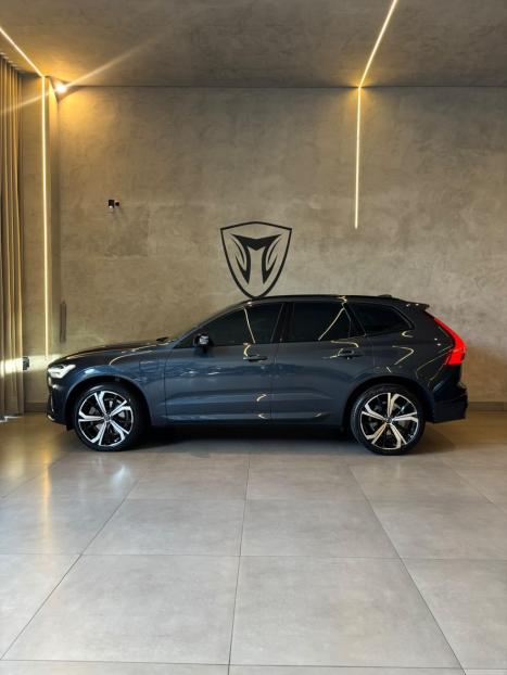 VOLVO XC60 2.0 16V 4P T8 RECHARGE H�BRIDO ULTIMATE DARK AWD TURBO GEARTRONIC AUTOM�TICO, Foto 2
