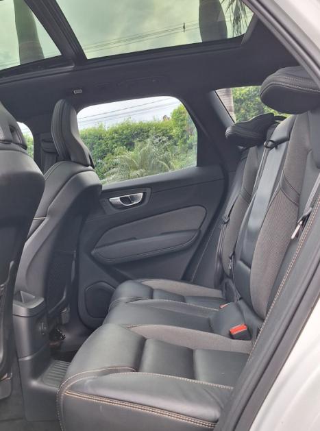 VOLVO XC60 2.0 16V 4P T8 RECHARGE HÍBRIDO ULTIMATE DARK AWD TURBO GEARTRONIC AUTOMÁTICO, Foto 9