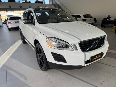 VOLVO XC60 2.0 4P COMFORT T5 TURBO AUTOM�TICO, Foto 2