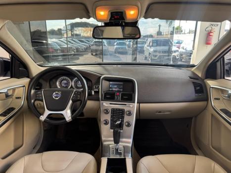 VOLVO XC60 2.0 4P COMFORT T5 TURBO AUTOM�TICO, Foto 8