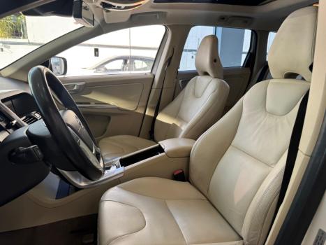 VOLVO XC60 2.0 4P COMFORT T5 TURBO AUTOM�TICO, Foto 11