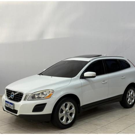 VOLVO XC60 2.0 4P DYNAMIC T5 TURBO AUTOM�TICO, Foto 2