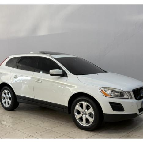 VOLVO XC60 2.0 4P DYNAMIC T5 TURBO AUTOM�TICO, Foto 3