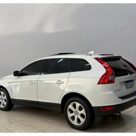 VOLVO XC60 2.0 4P DYNAMIC T5 TURBO AUTOM�TICO, Foto 5