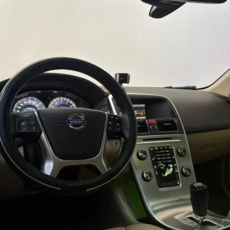VOLVO XC60 2.0 4P T5 MOMENTUM TURBO AUTOM�TICO, Foto 10
